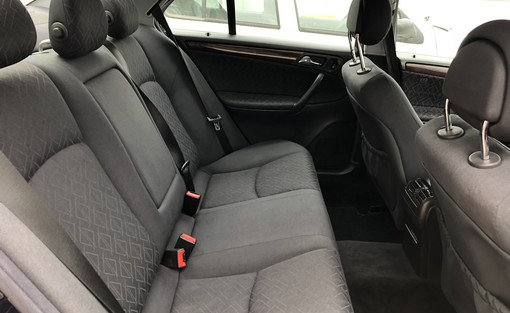 Mercedes-Benz Classe C220 elegance 2004 - vue 5
