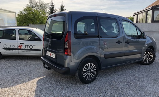 Peugeot Partner 1.6 HDI 75 2012 - vue 2