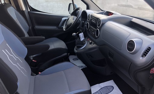 Peugeot Partner 1.6 HDI 75 2012 - vue 6