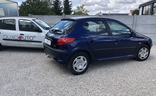 Peugeot 206 1.4 2001 - vue 2