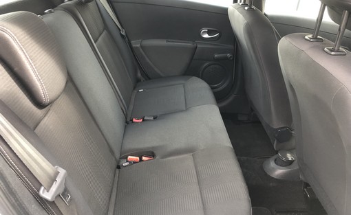 Renault Clio 3 1.5 DCI 75 2012 - vue 5