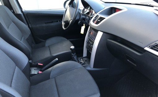Peugeot 207 SW 1.6 HDI 92 active 2013 - vue 4