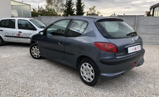 Peugeot 206 1.4 2007 - vue 2