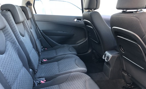 Peugeot 308 SW 1.6 110 2008 - vue 5