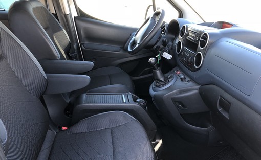 Peugeot Partner 1.6 HDI 75 2011 - vue 4