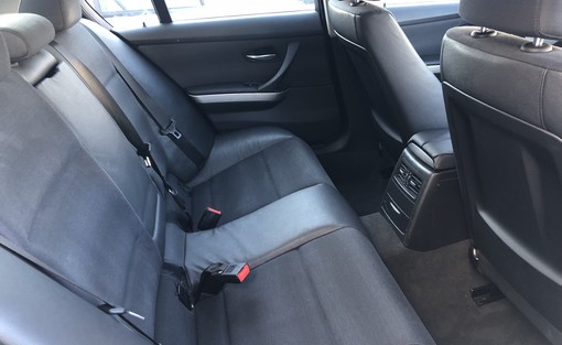BMW 318D E90 2006 - vue 5