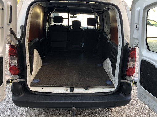 Peugeot Partner 1.6 HDI 90 Ch 3 pl 2013 - vue 5