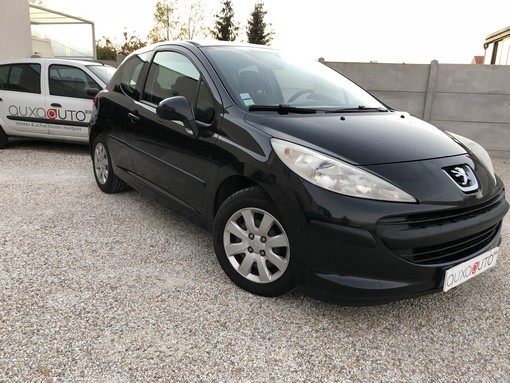 Peugeot 207 1.4 90 Ch 2006 - vue 2