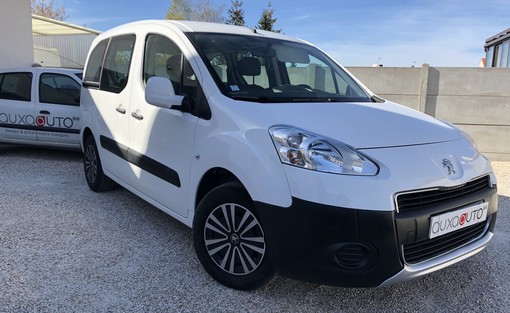 Peugeot Parnter 1.6 HDI 92 Ch tepee 2014 - vue 2
