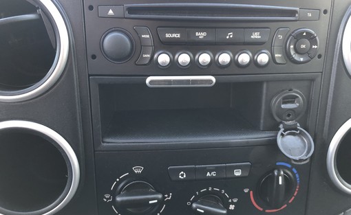 Peugeot Parnter 1.6 HDI 92 Ch tepee 2014 - vue 6