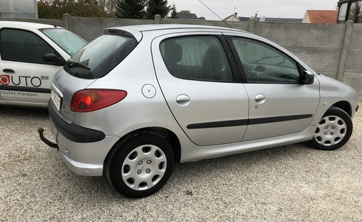 Peugeot 206+ 1.1 2005 - vue 2
