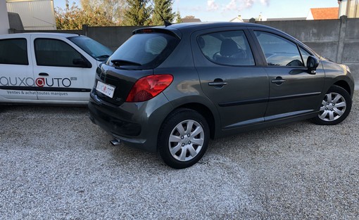 Peugeot 207 1.6 HDI 90 Ch 2008 - vue 2