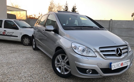 Mercedes-Benz B200 2010 - vue 3