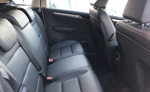 Mercedes-Benz B200 2010 - vue 5