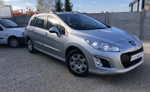 Peugeot 308 SW 1.6 HDI 92 2013 - vue 2