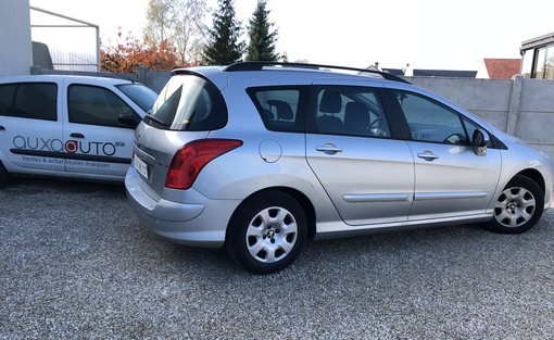 Peugeot 308 SW 1.6 HDI 92 2013 - vue 3