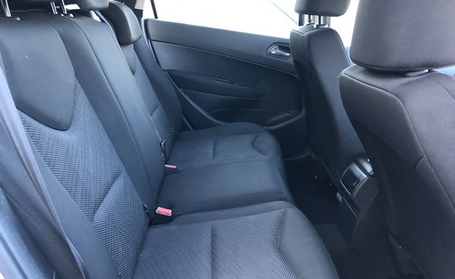 Peugeot 308 SW 1.6 HDI 92 2013 - vue 5