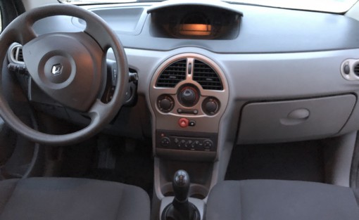 Renault Grand Modus 1.2 75 2009 - vue 6