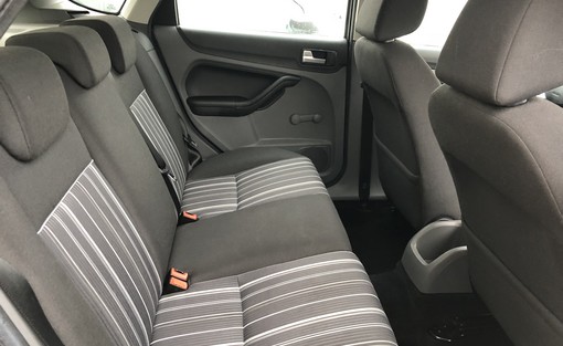 Ford Focus 1.6 TDCI 110 Ch econotic 2009 - vue 5