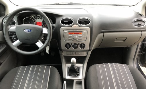 Ford Focus 1.6 TDCI 110 Ch econotic 2009 - vue 6