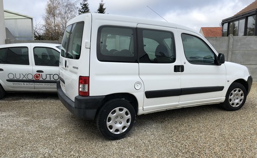 Peugeot Partner 1.6 HDI 75 2007 - vue 2