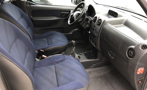 Peugeot Partner 1.6 HDI 75 2007 - vue 4