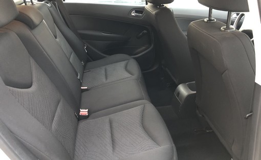 Peugeot 308 SW 1.6 HDI 92 2011 - vue 5