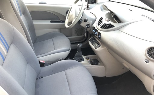 Renault Twingo 1.5 DCI 65 authentique 2009 - vue 5