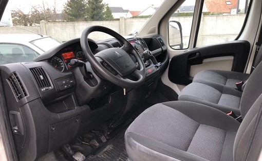 Peugeot Boxer 3.0 HDI l1h1 2014 - vue 6