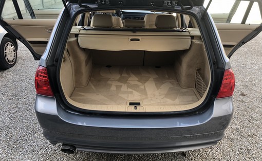 BMW 320D Xdrive Touring 2008 - vue 7