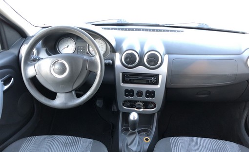 Dacia Dacia Logan Mcv 1.5 DCI 85 2010 - vue 6