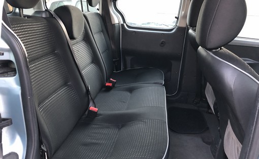 Peugeot Partner 1.4 75 Ch 2003 - vue 4