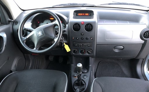 Peugeot Partner 1.4 75 Ch 2003 - vue 6