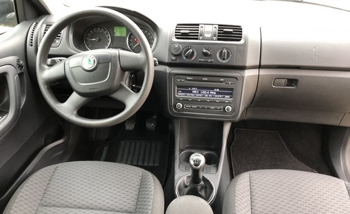 Kia Fabia 1.2 TDI 75ch 2011 - vue 6
