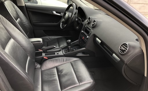 Audi A3 1.9 TDI 105 2008 - vue 4