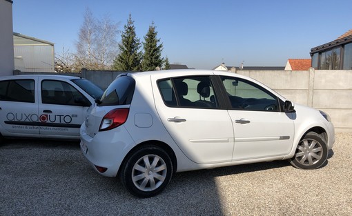 Renault Clio 3 1.5 DCI 75 authentique 2012 - vue 2