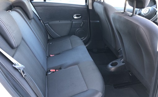 Renault Clio 3 1.5 DCI 75 authentique 2012 - vue 5