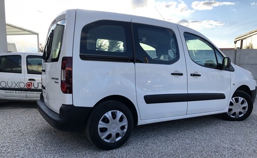 Peugeot Partner 1.6 hdi 75 2013 - vue 2