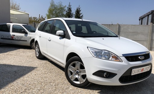 Ford Focus 1.6 TDCI 110 Ch 2010 - vue 3