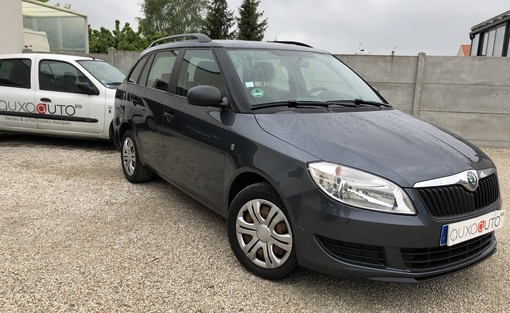 Skoda Fabia 1.2 TDI 75ch 2011 - vue 2