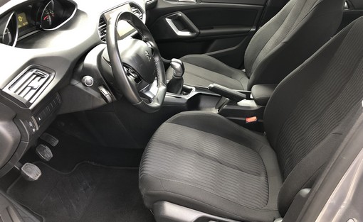 Peugeot 308 SW 1.6 HDI 92 Ch active 2014 - vue 6