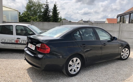BMW 320I 2005 - vue 3