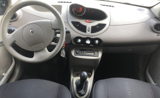 Renault Twingo 1.5 DCI 65 2009 - vue 6