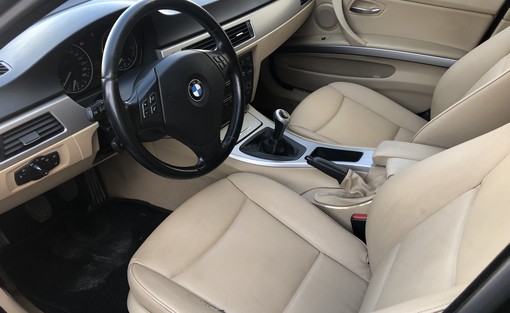 BMW 318D 2006 - vue 7