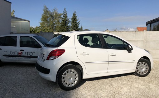 Peugeot 207 1.6 HDI 92 Ch 98g 2012 - vue 2