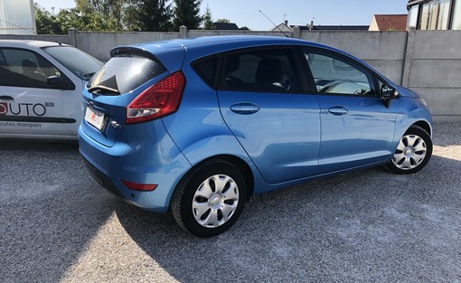 Ford Fiesta 1.6 TDCI 90 econotic 2009 - vue 2
