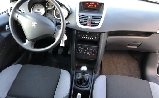 Peugeot 207 SW 1.4 95 Ch 2009 - vue 7