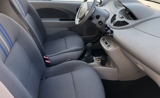 Renault Twingo 1.5 DCI 65 authentique 2009 - vue 4