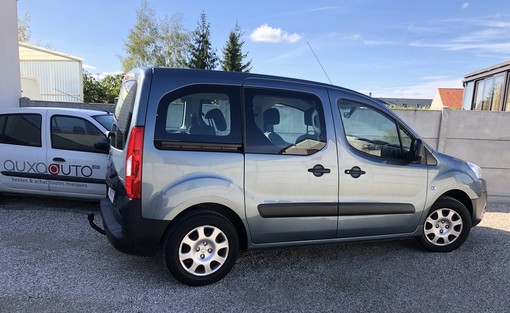 Peugeot Partner 1.6 HDI 75 2012 - vue 2