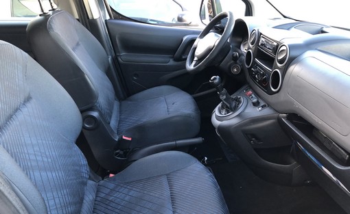 Peugeot Partner 1.6 HDI 75 2012 - vue 5